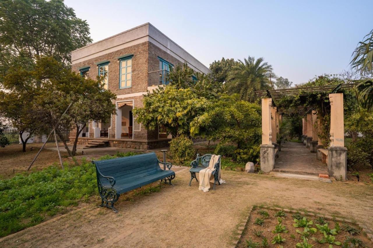 Lohonostays Library Sadhrana Bagh Гургаон Экстерьер фото